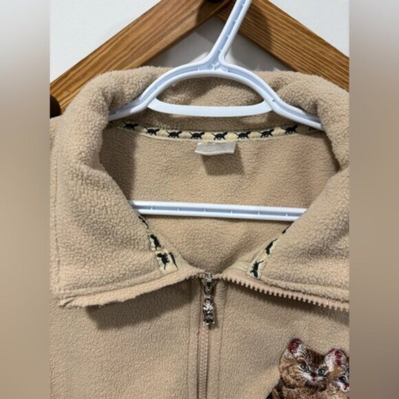 THE BRADFORD EXCHANGE VINTAGE CAT EMBROIDERED ZIP UP - Picture 2 of 7
